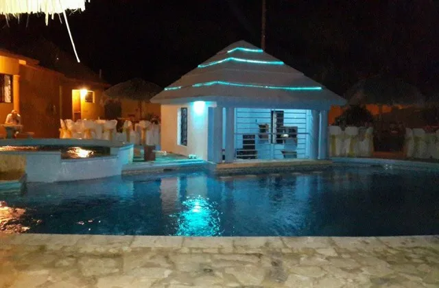 Hotel Isla El Dorado La Romana piscina 3